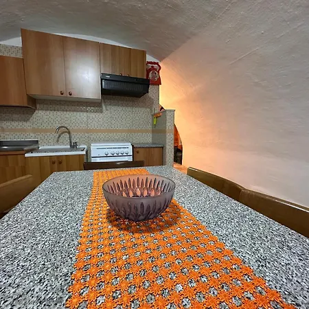 Dimora Del Corallo بيت للعطل غالّيبولي